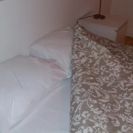 Miradouro De Santa Luzia Lisboa